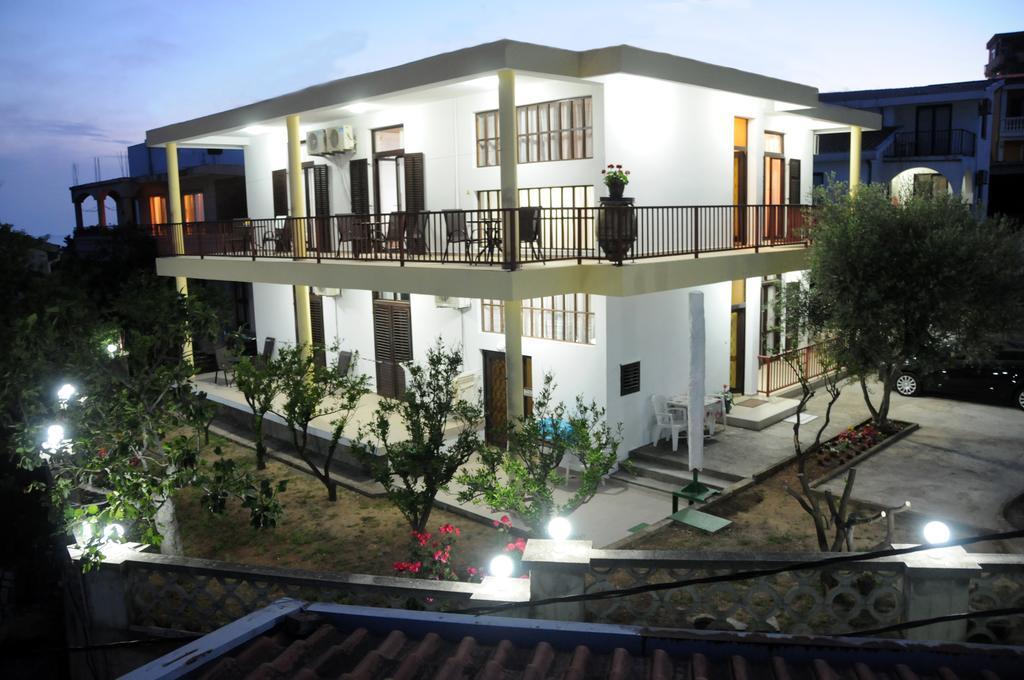 Guest House Smajlaga Ulcinj Zewnętrze zdjęcie