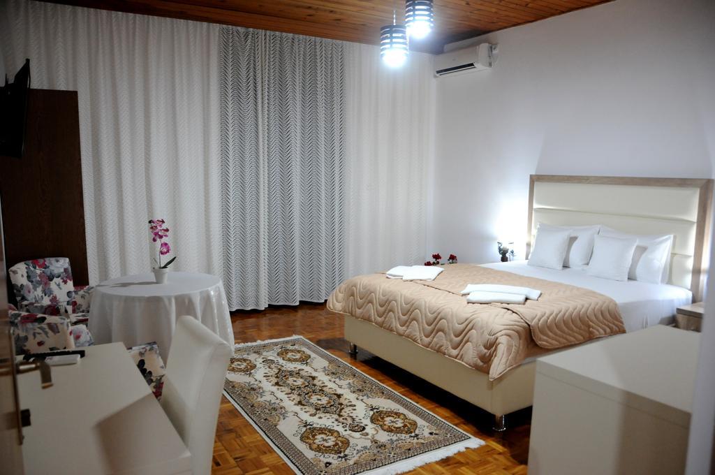 Guest House Smajlaga Ulcinj Zewnętrze zdjęcie